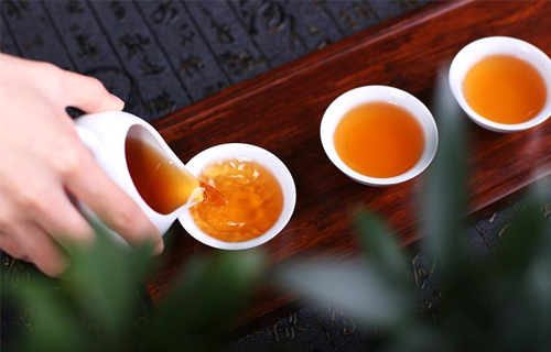 中药茶饮 | 色情片
治未病中心告知你怎样喝药茶是极好的