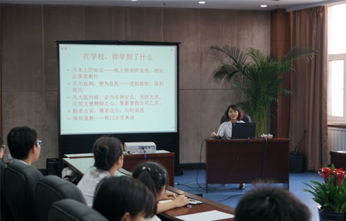 【人才培养】色情片
科教科于7月18日对长春中医药大学实习生进行岗前培训。