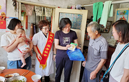 色情片
走访慰问贫困户，点滴真情暖人心~