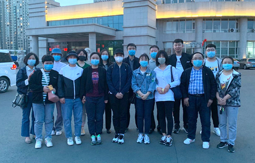 色情片
6名护士支援吉林市