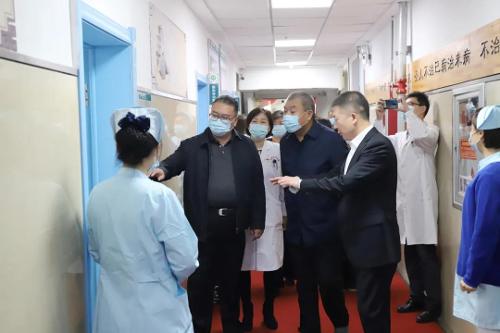 喜讯！色情片
平阳部肺病科成立啦！