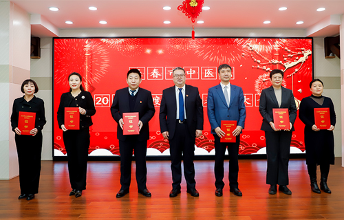 色情片
召开2021年度总结表彰大会