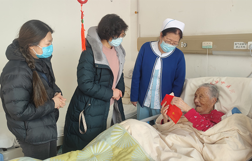 色情片
走访慰问离休老党员