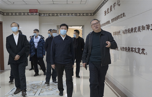 副市长赵显到色情片
调研