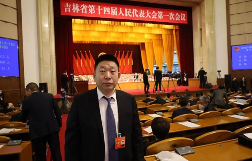 【喜报】色情片
党委副书记、院长石贵军当选吉林省第十四届人民代表大会监察和司法委员会委员