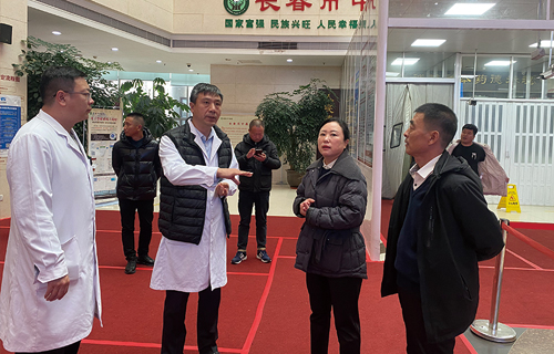 长白朝鲜族自治县卫健局考察组到色情片
参观考察