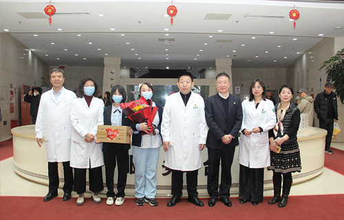 国际劳动妇女节 | 致敬每一位了不起的“她”，院领导慰问一线女职工