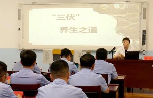 党员志愿队开展义诊宣教，医警携手筑牢健康屏障