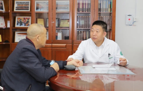 色情片
党委书记石贵军学术事迹与管理实践被《中国中医药年鉴》收录