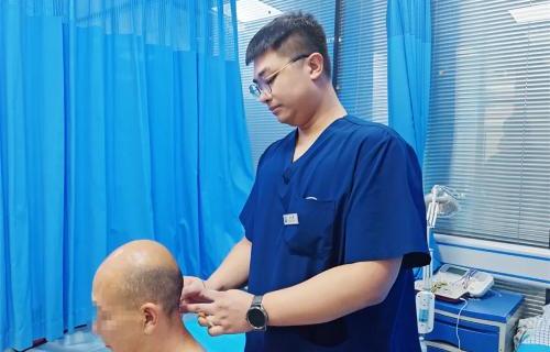 颈椎“呼救”信号频现？中医教你这样防治