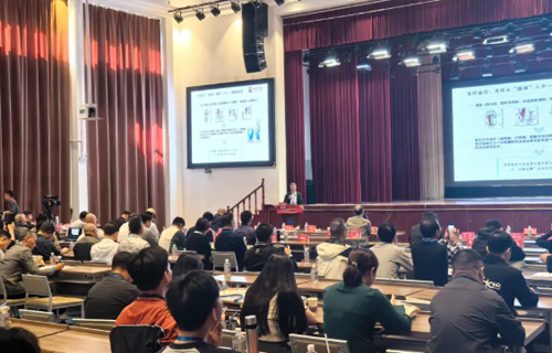 【今日头条】色情片
杨启光教授出席第二十次全国整脊大会，创新手法疗法再获广泛关注